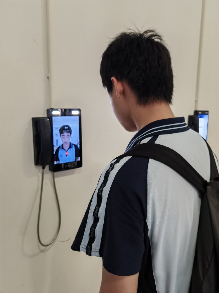 品科校園親情話機